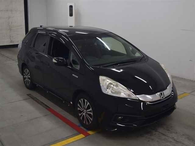 60234 Honda Fit shuttle GP2 2014 г. (MIRIVE Osaka)